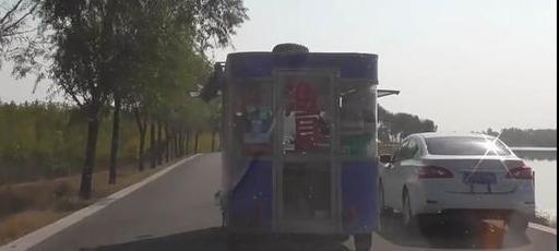 如何巧摆卖场摊位赚得盆满钵满