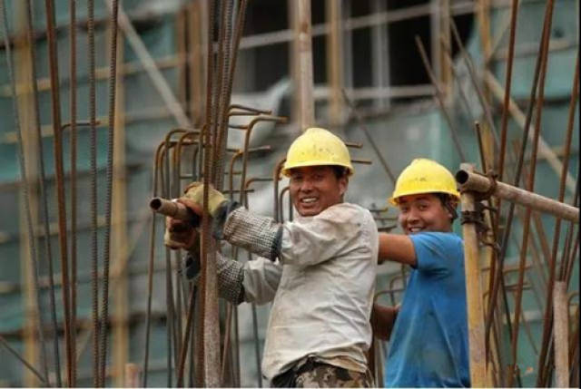 出国到工地赚钱可行吗国外施工前景如何