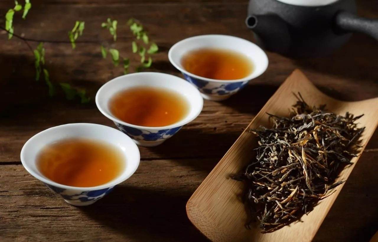 冬天喝茶盈利秘诀何在探究冬日饮茶的好处