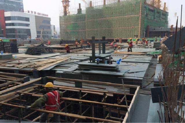 在欧洲做建筑木工能赚多少钱工地工资待遇解析