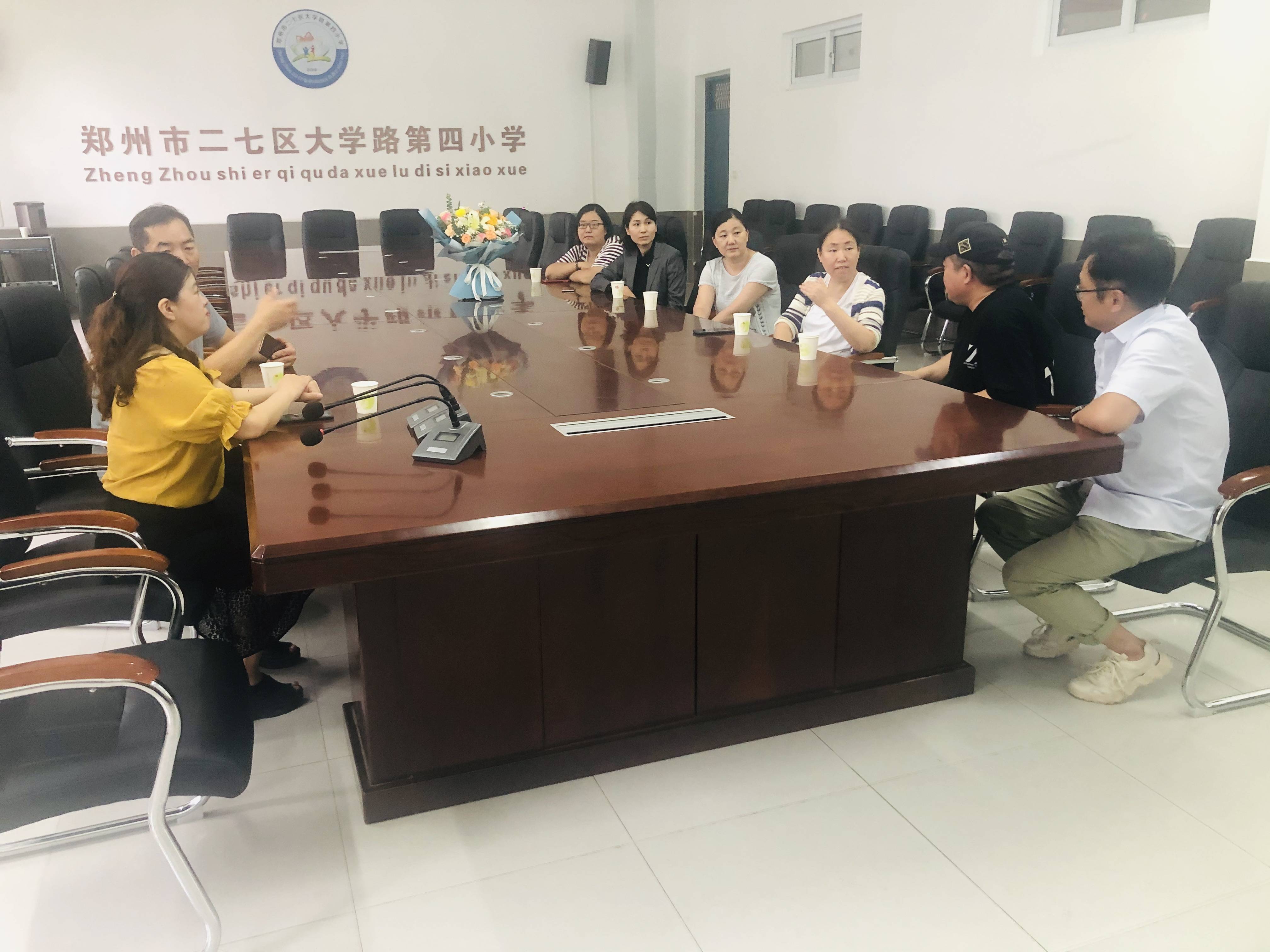 在学校卖饭团能赚钱吗学生创业之路