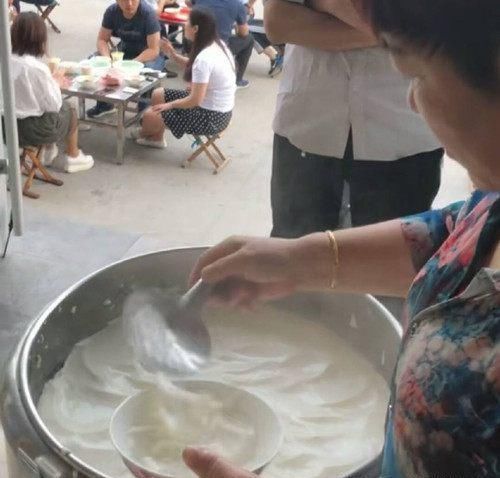 卖豆花真的能赚钱吗