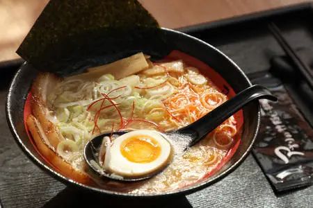 在大连开日本拉面店盈利前景如何