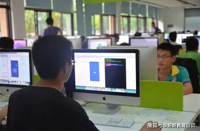 哪些行业赚得盆满钵满探索十大高盈利领域
