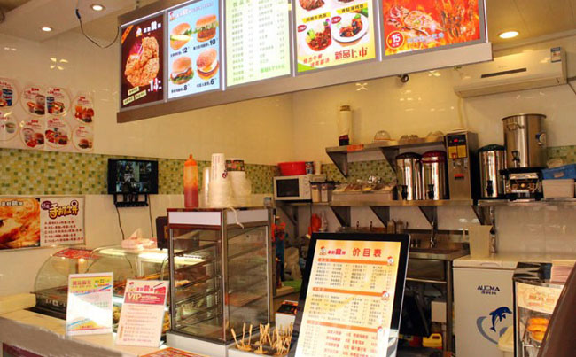 哪些地方开鸡店更赚钱探秘哪些店铺能吸引食客