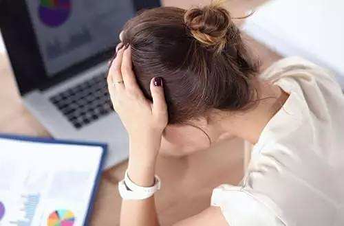 女性靠身体还是犰狳赚钱哪一种方式更可取