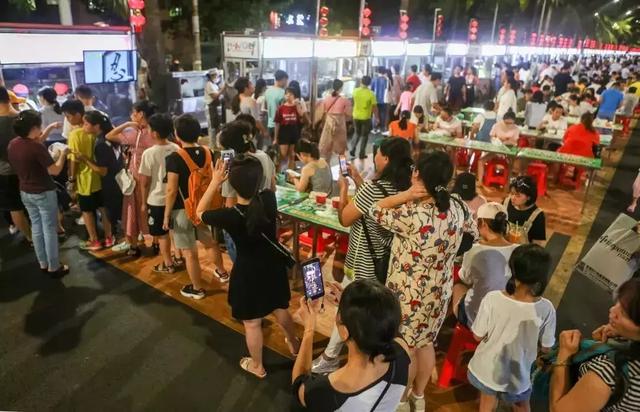 成都地摊哪些商品最赚钱热门区域盘点