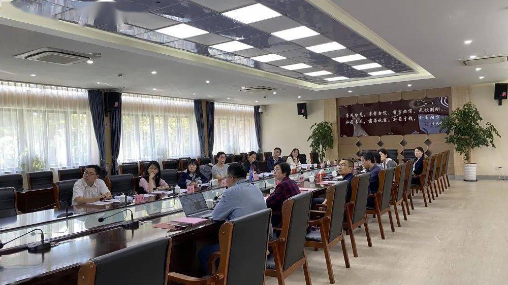 校园门口创业选什么职中周边开店指南来帮忙