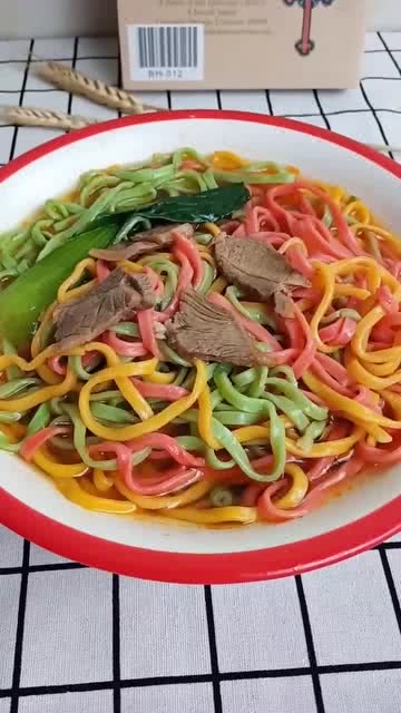 摆摊卖面条现在还能赚钱吗