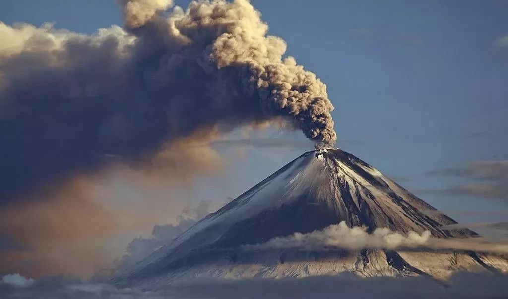 拍摄火山视频怎么赚钱掌握这三个要点