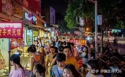 村口摆摊哪家强哪些小吃最赚钱