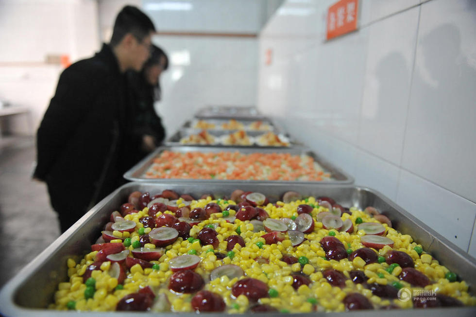 校园食堂经营哪些食品更盈利哪些菜品受学生欢迎