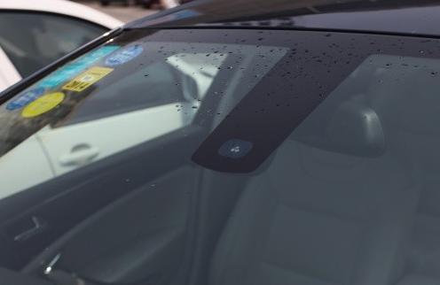 十代雅阁感应雨刷如何加装和使用