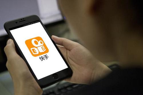 在快手直播间中点亮红心卡盟的操作是否需要花钱
