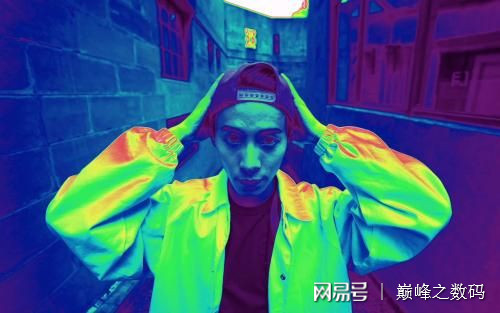 你第一次刷到春丽拍抖音赞了吗