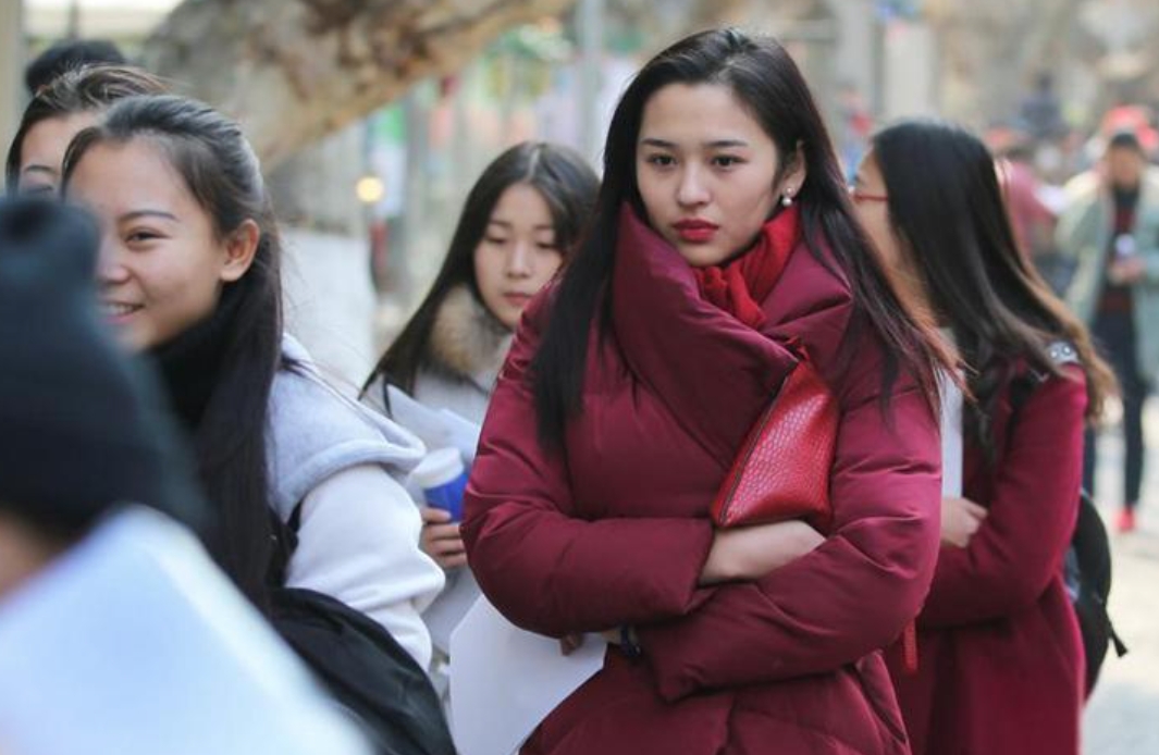 帅哥们刷东西美女们刷赞的原因是什么
