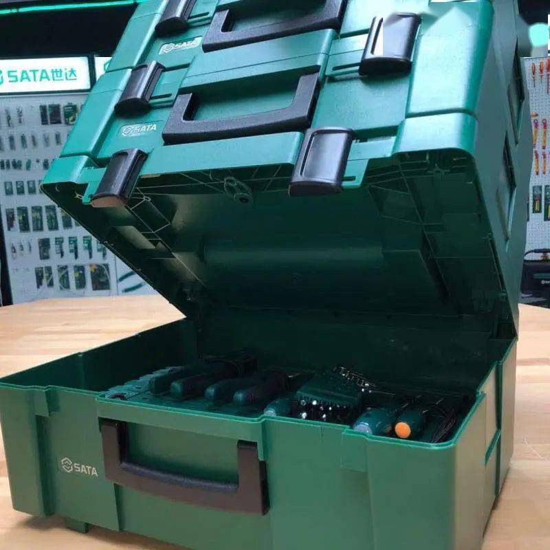 如何高效利用多功能工具箱轻松实现刷赞效果