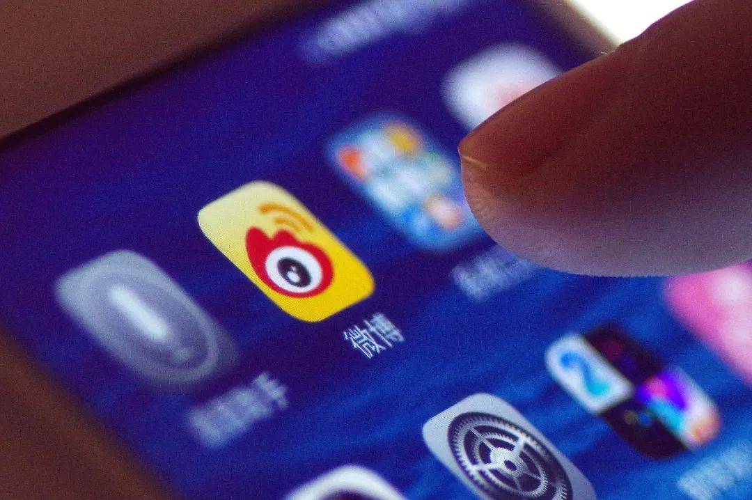 在数字营销中微博刷粉丝刷赞的行为是否可取