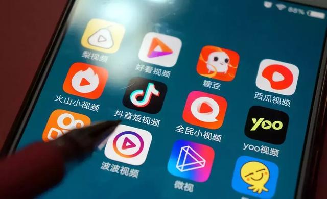 在社交媒体领域抖音快手代刷刷赞网络是什么意思