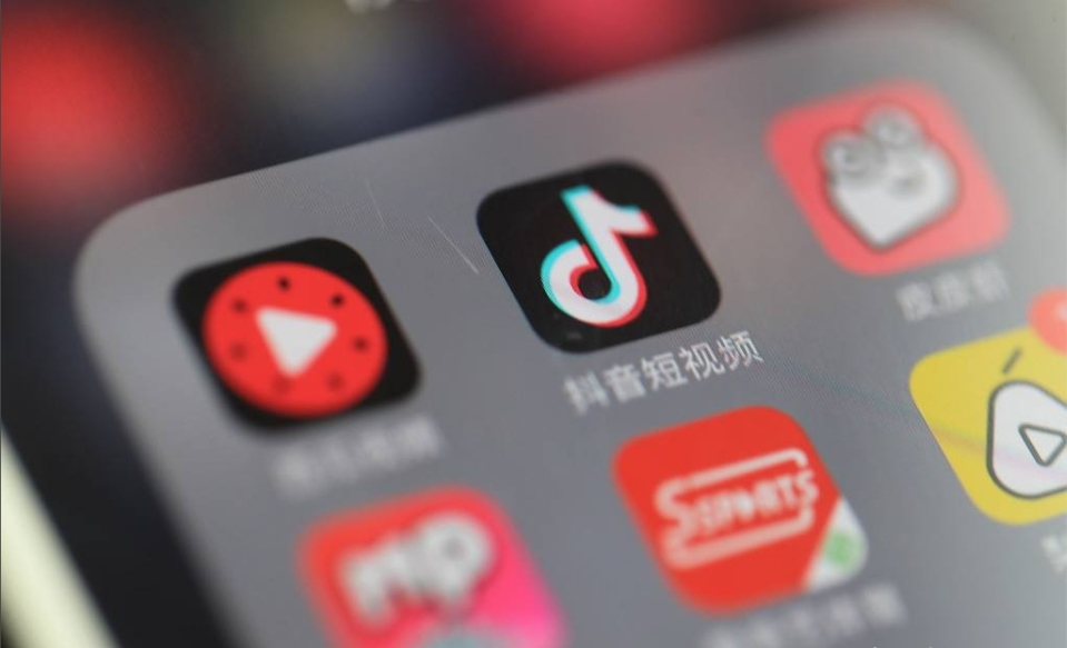 如何在抖音短视频平台上轻松刷出一万个赞