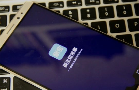残血刷赞软件是否真的能提升社交媒体互动