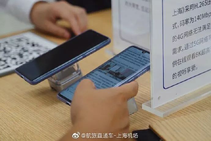 空间刷赞是否都由机器人操作