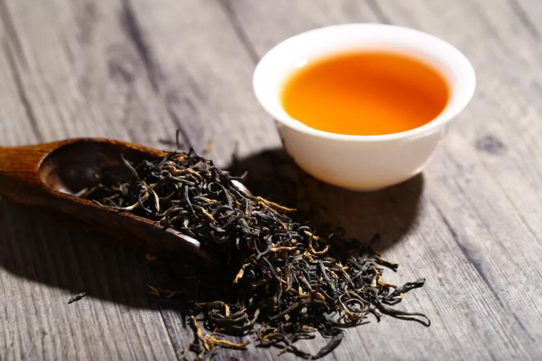 红茶刷赞是什么请详细解释。