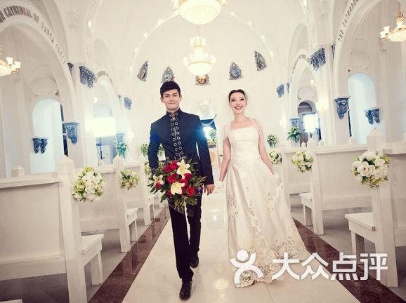 卡盟婚纱如何打造专属的高端定制婚礼