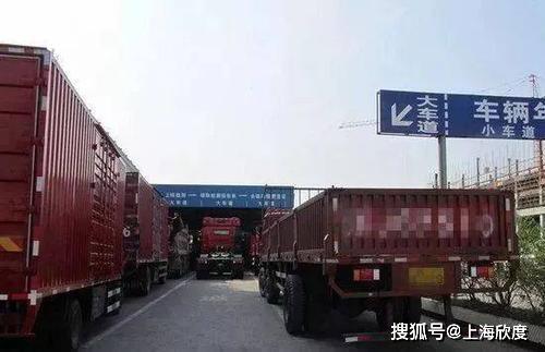 卡车神盟卡怎么用助你运输之路更畅通