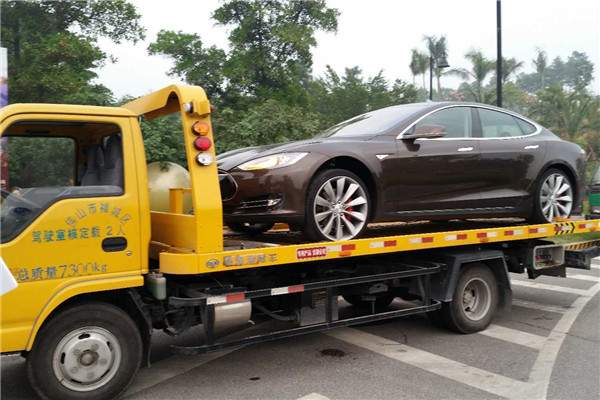 卡泊盟道路救援24小时服务到底有多可靠