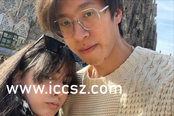 卡盟上的高清美女壁纸哪个让你心动不已