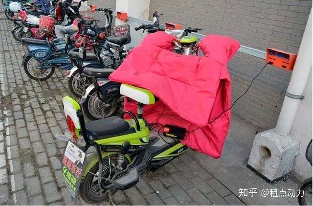 桩盟充电卡电动车出行新伙伴你试过了吗