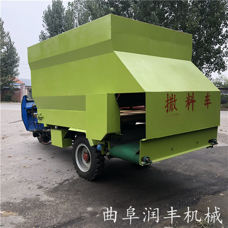 锡林郭勒盟养牛场这防卡喂料机真的靠谱吗