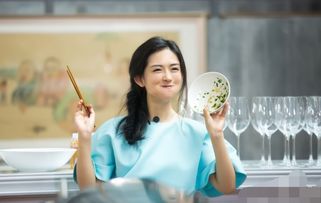 谢娜的粉丝究竟投入了多少财力支持偶像？