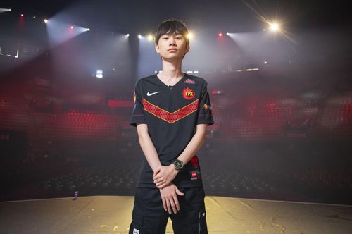 小天与Doinb之间发生了什么？粉丝礼物引发争议的背后详情