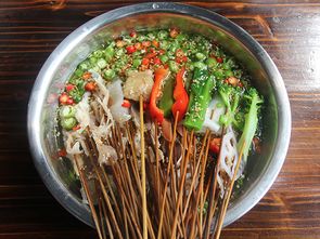 钵钵鸡生意真的能盈利吗？开店赚钱的秘密在哪里？