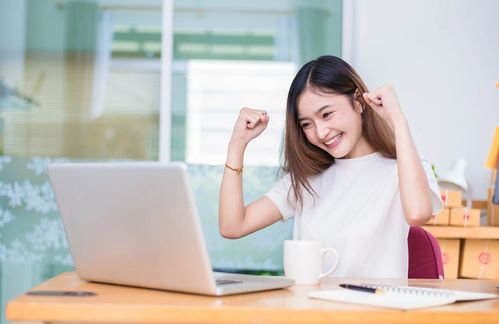 暑假期间，旅游教师会尝试兼职副业吗？