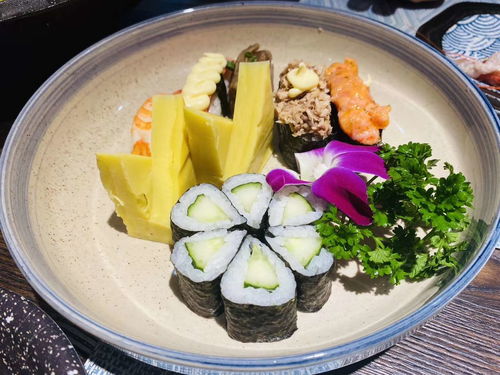摆摊卖盒饭炒菜，真的能赚到钱吗？经验分享！
