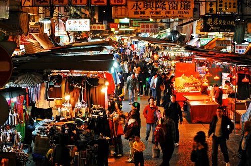 夜市摆摊卖包，究竟如何实现盈利之道？