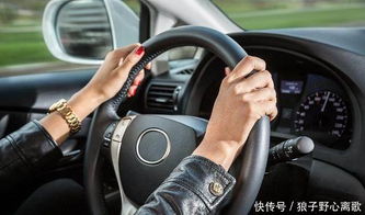 女性掌握方向盘，开车赚钱真的可行吗？如何实现财务自由？