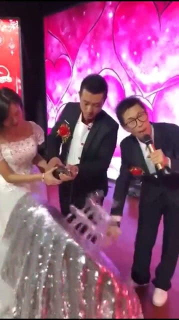 婚庆主持薪资水平如何？一般婚庆主持工资能拿多少？
