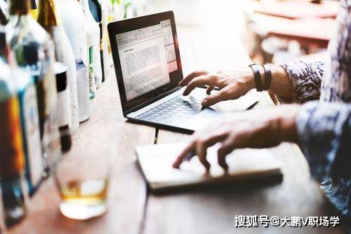 如何平衡工作与副业？我的Vlog日常分享