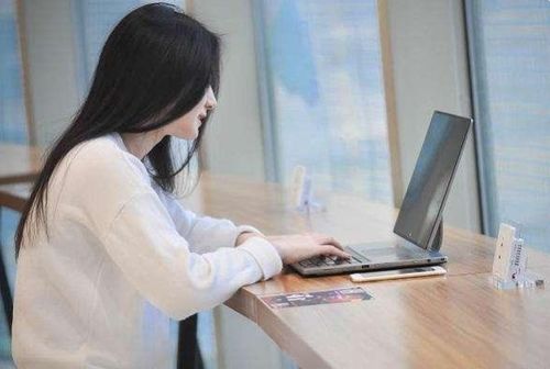 哪款软件最适合两个女生携手赚钱？高效合作指南推荐
