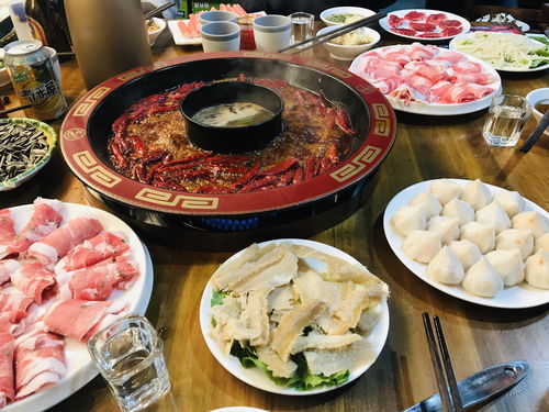 哪些小吃在餐厅既受欢迎又利润丰厚？