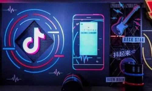 抖音为何如此火爆，竟能轻松实现盈利？