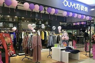女性在服装店卖衣服真的能赚钱吗？收入如何？