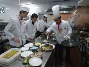 聘请厨师经营饭店，能否实现盈利？