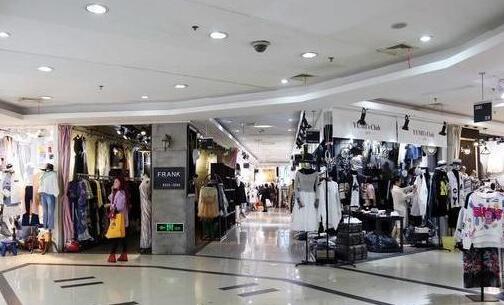 女装实体店经营能否实现盈利？