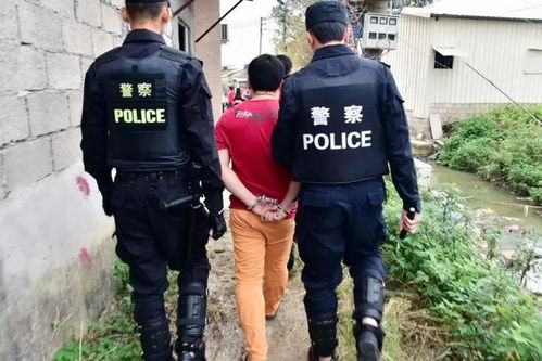 女警涉嫌兼职成人按摩店，警界震动，事实究竟如何？