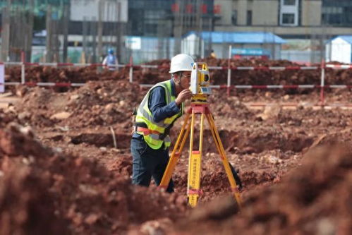 在高速公路工地工作，收入前景究竟如何？